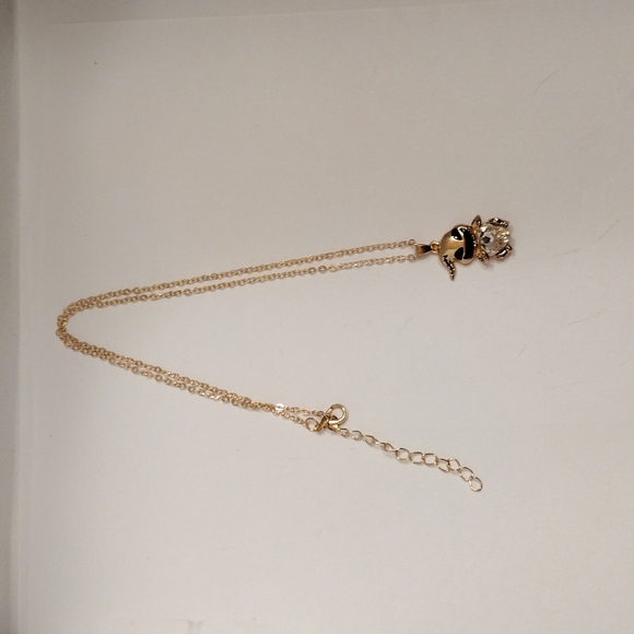 HP!! NWT Adorable Goth Gold Oogie Boogie Holding Clear Heart Necklace! - Picture 3 of 5